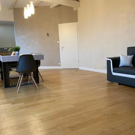 Daire Historical Town Center Spacious Flat